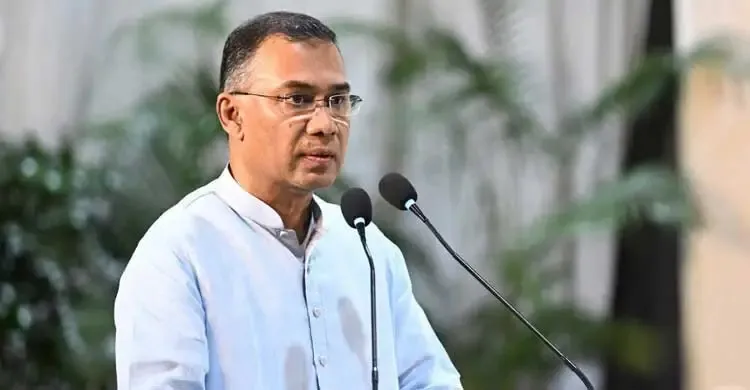 ‘চলেন যুদ্ধে যাই’, বলে দিনের কাজ শুরু করলেন প্রধানমন্ত্রী তারেক রহমান