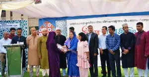 শেকৃবিতে গুম-খুন ও জুলাই শহীদ–আহত পরিবারের সঙ্গে বৃহত্তর বগুড়া সমিতির ব্যতিক্রমী ইফতার