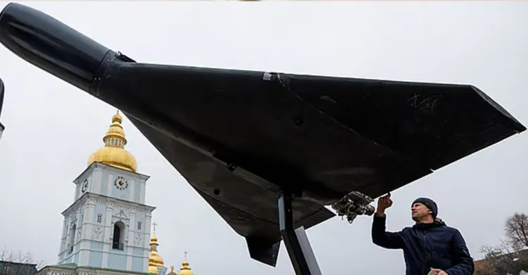 ইসরায়েলের বিভিন্ন শহরে হামলা, বাহরাইনে বড় বিস্ফোরণ