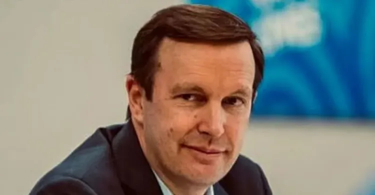 ইরান যুদ্ধের নিয়ন্ত্রণ হারিয়েছেন ট্রাম্প: মার্কিন সিনেটর