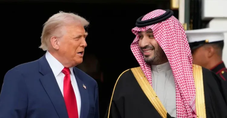 ইরানে হামলা অব্যাহত রাখতে ট্রাম্পকে চাপ দিচ্ছেন সৌদি যুবরাজ