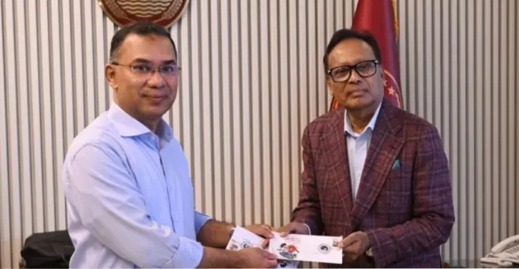 স্বাধীনতা দিবসে স্মারক ডাক টিকেট উন্মোচন প্রধানমন্ত্রীর