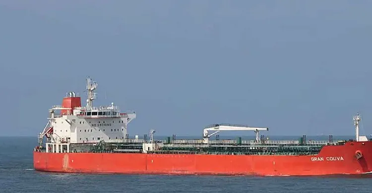 ৩০ হাজার টন জ্বালানি তেল নিয়ে দেশে পৌঁছেছে আরও একটি জাহাজ