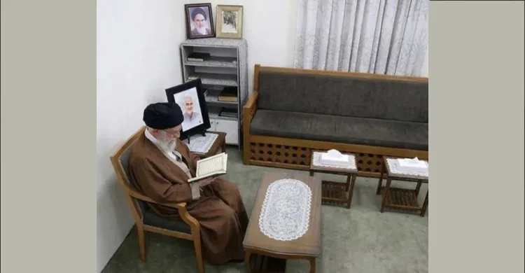 খামেনির জীবিত অবস্থায় তোলা শেষ ছবি প্রকাশ করল ইরান