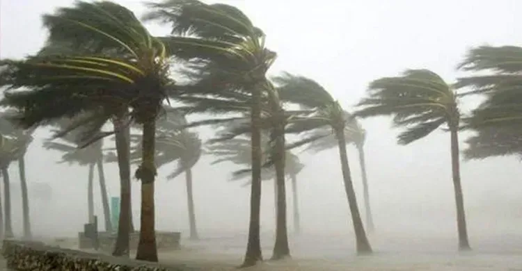 ৯ জেলায় ঘণ্টায় ৬০ কিমি বেগে কালবৈশাখীর আভাস, নদীবন্দরে সতর্ক সংকেত