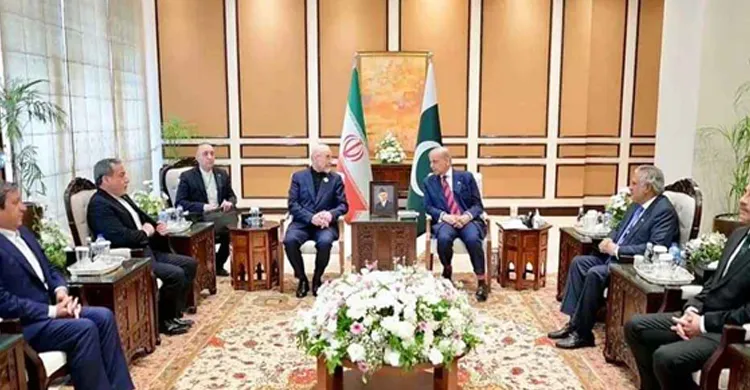 ইসলামাবাদে যুক্তরাষ্ট্র-ইরান সরাসরি বৈঠক, ‘ইতিবাচক’ পরিবেশে কূটনীতিতে নতুন অধ্যায়