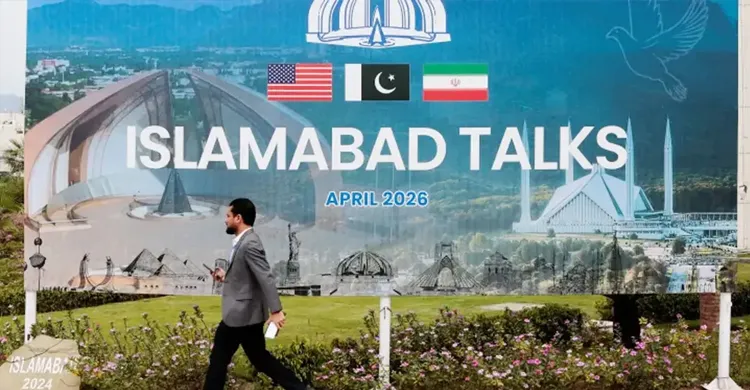 আলোচনা থেকে সরে দাঁড়াতে বাহানা খুঁজছে যুক্তরাষ্ট্র : ইরান