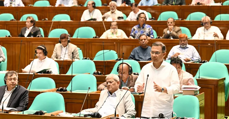 ৫ লাখ সরকারি কর্মচারী নিয়োগের সিদ্ধান্ত হয়েছে: প্রধানমন্ত্রী