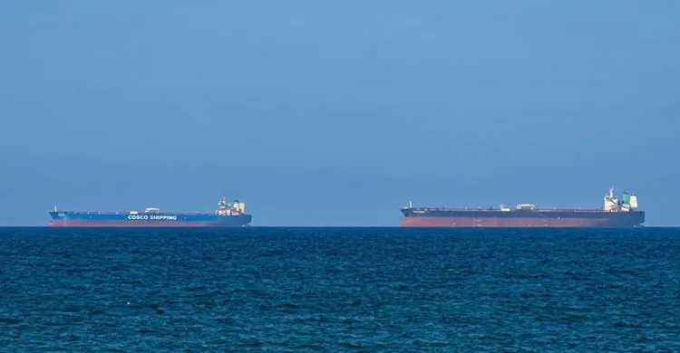 হরমুজ প্রণালি খুলে দিতে ইরানকে চীনের আহ্বান