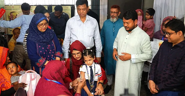 রাজশাহীতে ৪৩৮ কেন্দ্রে হাম-রুবেলা টিকাদান ক্যাম্পেইন শুরু, লক্ষ্য ৫৪ হাজারের বেশি শিশু