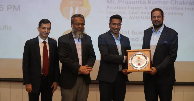 বাংলাদেশে এভিয়েশন পেশার ভবিষ্যৎ নিয়ে ইউএপি ও এভিয়ানোমিক্সের যৌথ সেমিনার
