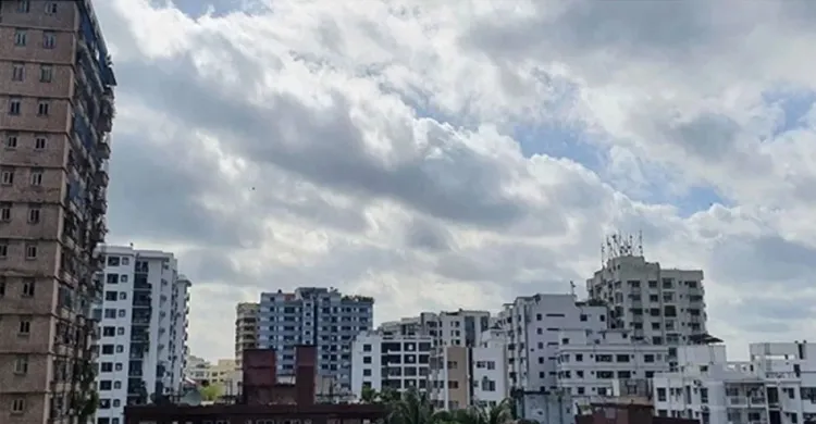 বৃষ্টিতে স্বস্তি ফিরেছে ঢাকার বাতাসে, কমেছে বায়ুদূষণ