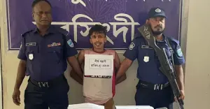 নরসিংদীতে বিপুল সংখ্যক অস্ত্র ও গুলিসহ শীর্ষ সন্ত্রাসী গ্রেফতার