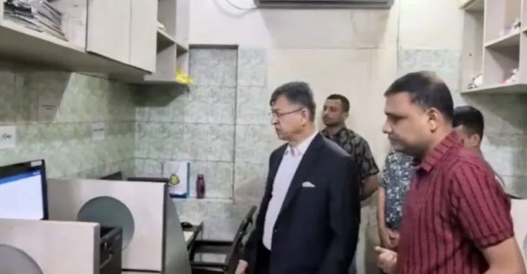 চাঁদাবাজ, সন্ত্রাসী, মাদক ও জুয়া বিরোধী ডিএমপির বিশেষ অভিযান