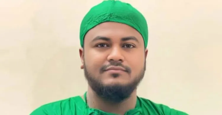 লালমনিরহাটে অর্ধেক কাটা হাত নিয়ে মৃত্যুঝুঁকিতে রিকশাচালক, ক্লিনিক ঘেরাও