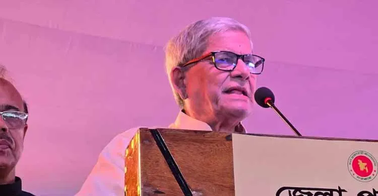 ‘ফ্যাসিস্টরা দেশকে ধ্বংস করেছে, পরিবর্তন ভিন্নখাতে নিতে অপচেষ্টা চলছে’ : মির্জা ফখরুল