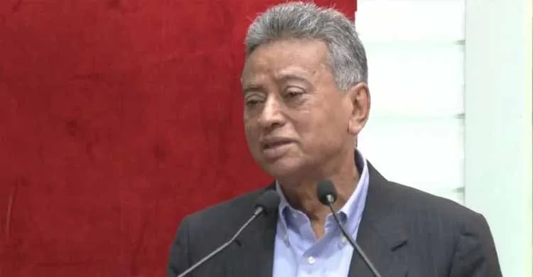 অর্থনীতির গণতন্ত্রীকরণে গুরুত্ব দিচ্ছে সরকার: আমির খসরু