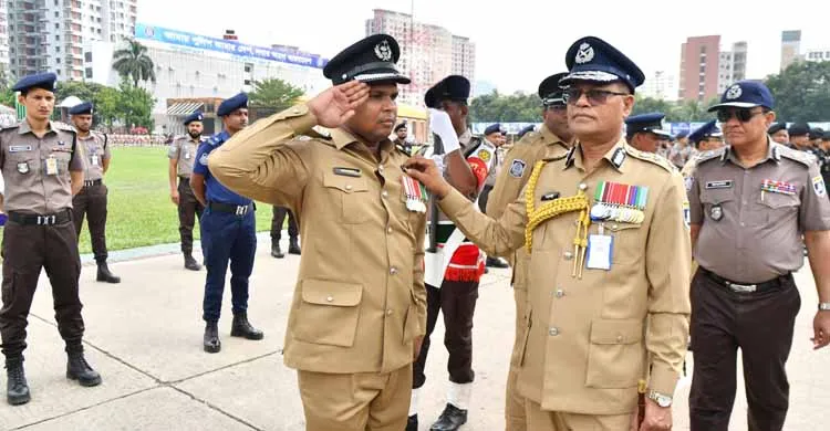 কাশিয়ানীতে অপরাধ দমনে ওসির সাফল্য, পেলেন আইজিপি পদক
