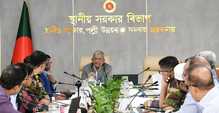 ঢাকার জলাবদ্ধতা নিরসনে কার্যকর ও দীর্ঘমেয়াদি উদ্যোগ গ্রহণের নির্দেশ স্থানীয় সরকার মন্ত্রীর