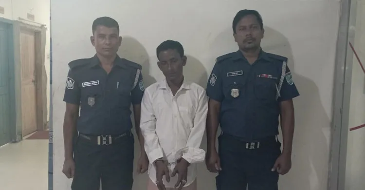 নিকলীতে মধ্যরাতের অভিযানে পুলিশের জালে ভয়ংকর মাদক কারবারি