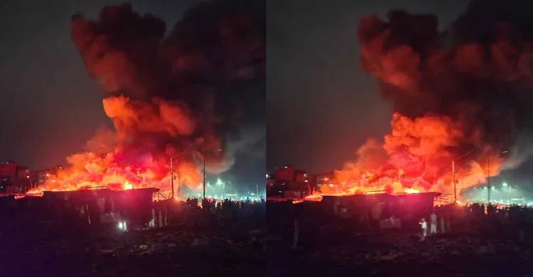 কালশি বস্তিতে ভয়াবহ আগুন, নিয়ন্ত্রণে কাজ করছে ফায়ার সার্ভিসের ১৩ ইউনিট