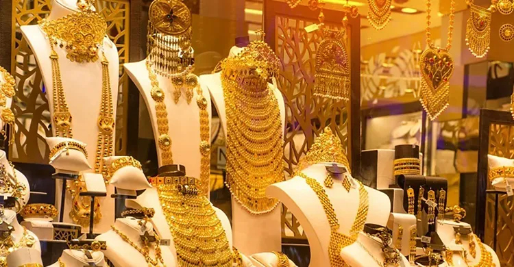 বিশ্ববাজারে স্বর্ণের দামে ধস