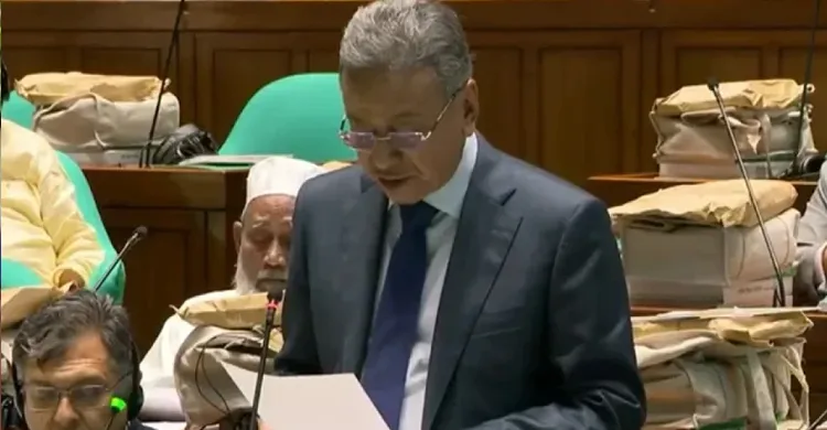 দেশের ৫৫তম বাজেট উপস্থাপন করছেন অর্থমন্ত্রী
