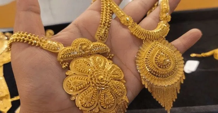 দেশের বাজারে আবার কমল স্বর্ণের দাম