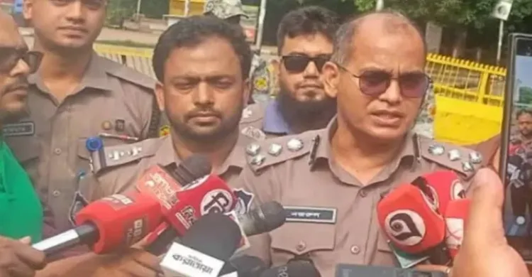 প্রতিষ্ঠাবার্ষিকী ও মহররম ঘিরে সর্বোচ্চ সতর্কতায় পুলিশ, রাজধানীতে জোরদার নিরাপত্তা