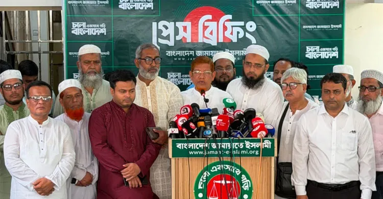 জুলাই অভ্যুত্থানের বর্ষপূর্তি ঘিরে মাঠে ১১ দল, ৩৬ দিনের কর্মসূচি ঘোষণা