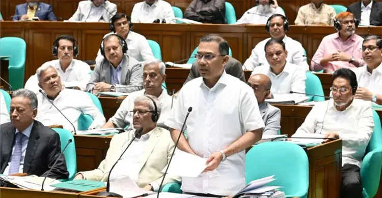 চাকরির জন্য তরুণদের বছরের পর বছর অপেক্ষা করতে হবে না: সংসদে প্রধানমন্ত্রী তারেক রহমান