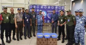 ঢাকার বিমানবন্দরে ৪৫ কোটি টাকার স্বর্ণ আটকে তোলপাড়