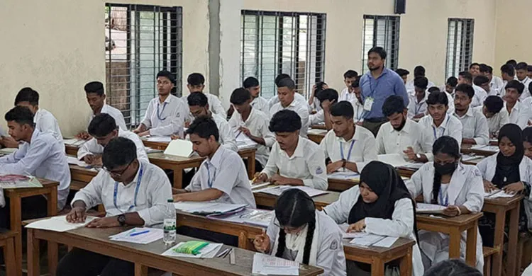 চট্টগ্রামে শনিবারের এইচএসসি ও সমমানের পরীক্ষা স্থগিত