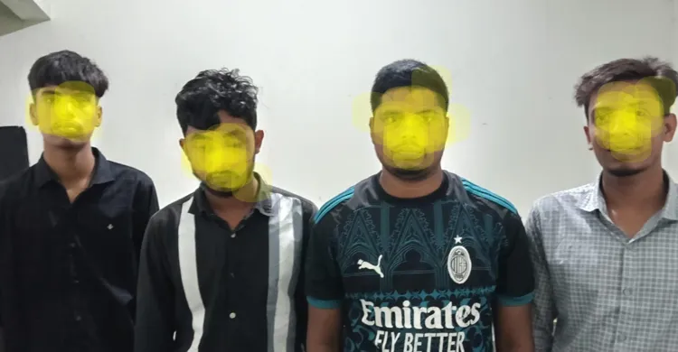 আদিতমারীতে অনলাইন জুয়ার আসর ভেঙে দিল পুলিশ, আটক ৪