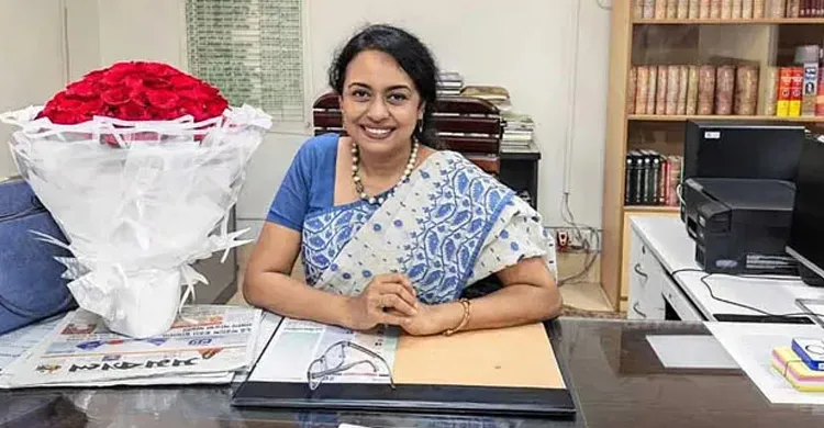 নিয়োগের শর্ত লঙ্ঘনসহ গুরুতর অভিযোগ গ্রন্থকেন্দ্রের পরিচালক আফসানার বিরুদ্ধে