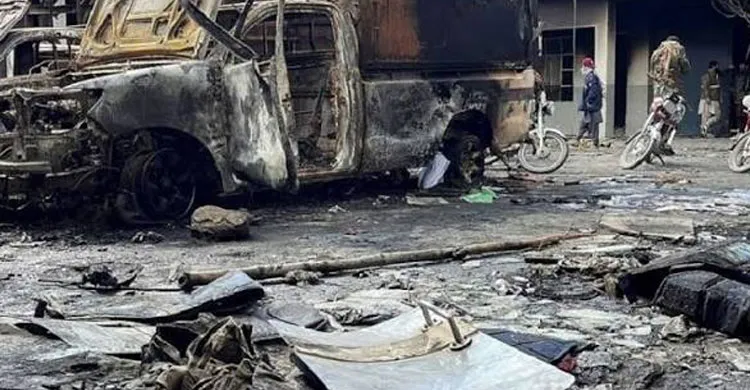 বেলুচিস্তানে নিরাপত্তা বাহিনীর বহরে হামলা, ৪৫ সেনা নিহতের দাবি বিএলএর