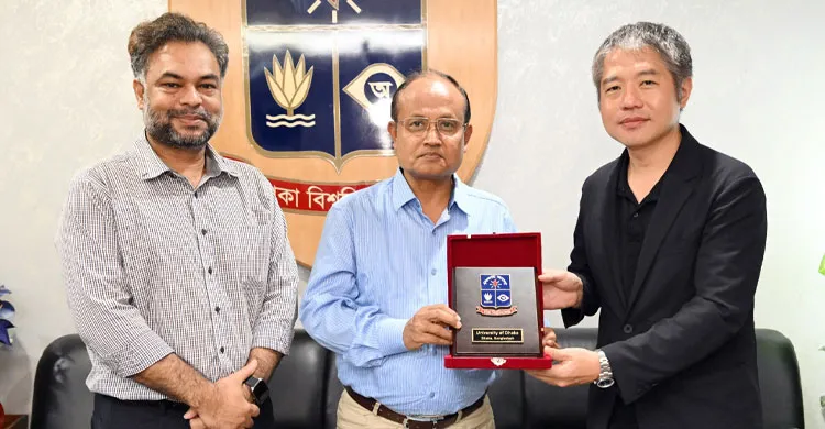 ঢাবি উপাচার্যের সঙ্গে জাপানের অধ্যাপকের সাক্ষাৎ