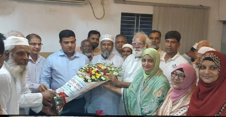 কাপাসিয়ায় নব যোগদানকৃত ইউএনও'র সাথে উপজেলা বিএনপির মতবিনিময়