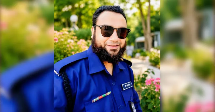 টিপকাণ্ডের চার বছর পর চাকরি ফিরে পেলেন বরখাস্ত পুলিশ কনস্টেবল নাজমুল তারেক
