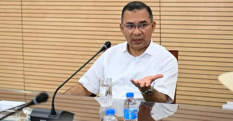 শিল্পখাতে গ্যাস সংকট সমাধানের আশ্বাস দিয়েছেন প্রধানমন্ত্রী