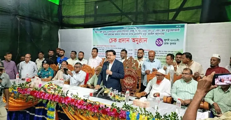 শ্রমিক কল্যাণ থেকে জনস্বার্থে সংকট সমাধান—শ্রমিকের পাশে থাকার অঙ্গীকার শিমুল বিশ্বাসের