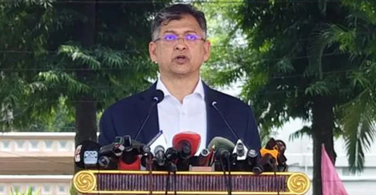 আওয়ামী লীগের কর্মকাণ্ড ঘিরে সবাইকে সতর্ক থাকার আহ্বান স্বরাষ্ট্রমন্ত্রীর