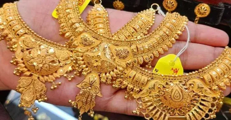 তেলের দাম কমতেই আন্তর্জাতিক বাজারে সোনার দাম ঊর্ধ্বমুখী