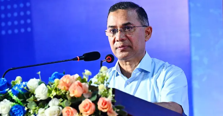 চিকিৎসকদের পেশাদারিত্বে রাজনীতি যেন প্রভাব না ফেলে: প্রধানমন্ত্রী