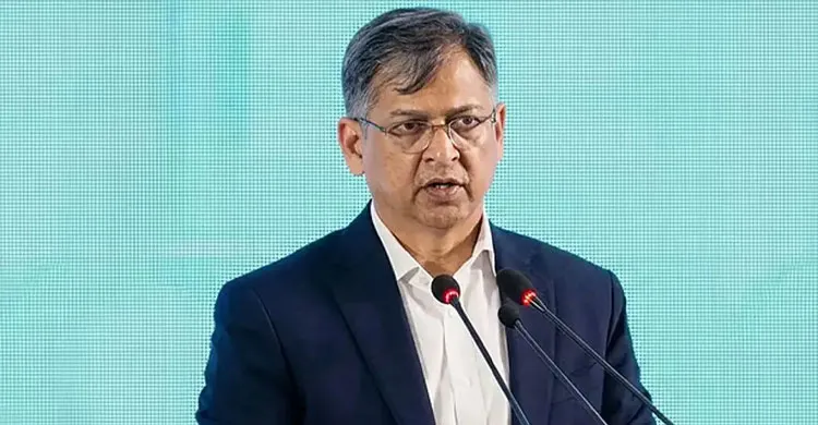 সংবিধানের ৭০ অনুচ্ছেদ সংশোধন করা হবে: স্বরাষ্ট্রমন্ত্রী