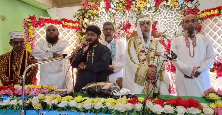 ফতেহপুর জামশেদীয়া দরবার শরীফে ঈদে মিলাদুন্নবী (সা.) উদযাপন