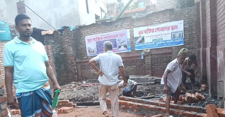 মিরপুর-১১তে মৃতদেহ গোসলের ঘর নির্মাণ ঘিরে বিরোধ, চাঁদা দাবির অভিযোগ