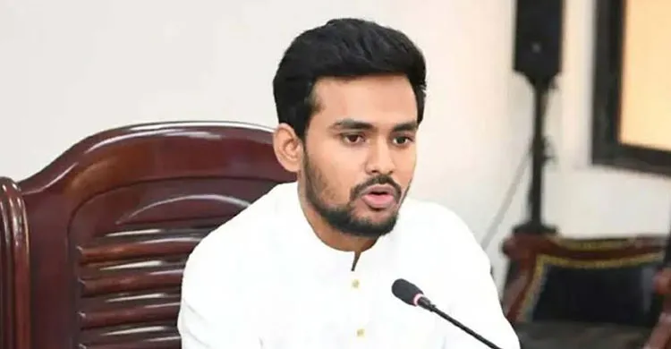 আসিফ মাহমুদের বিরুদ্ধে দুর্নীতির অভিযোগ, নথি চেয়েছে দুদক