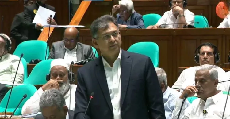 চাকরিচ্যুত ৮,৭৯৬ বিডিআর সদস্যের পুনর্বহালের সুযোগ নেই: স্বরাষ্ট্রমন্ত্রী