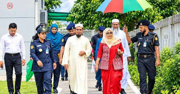কিশোরগঞ্জে বন্দীদের আবাসন, খাবার, চিকিৎসা ও নিরাপত্তা ব্যবস্থা পরিদর্শন